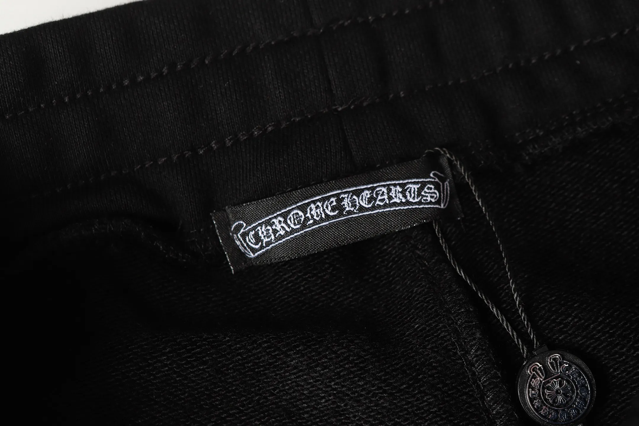 P270 #W5008 cross-border model. Those who pursue quality, please do not place an order. -Chrome Hearts/Chrome Hearts Sanskrit bikini women's printed trousers, casual pants and sweatpants -High weight, high density and high quality. The wool is soft, delicate and skin-friendly. It feels soft and silky. It has excellent warmth and skin-friendly properties.